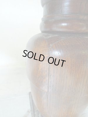 大きな割れがありますが、安定性には全く影響ありません