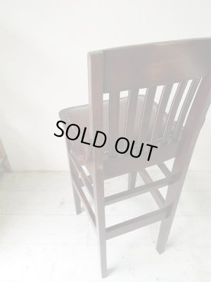 余分の装飾のないすっとしたフォルム、どんな雰囲気にも馴染みそう