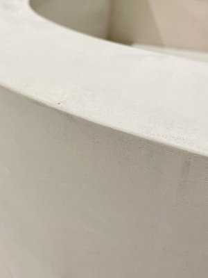 木材をモルタル塗料で重厚に仕上げます。フェイクペイントでは出ない質感。