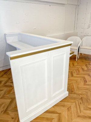 内側の収納は自由にカスタマイズできます。