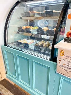 お持ちの冷蔵ショーケースのサイズに合わせてサイズオーダーいたします。