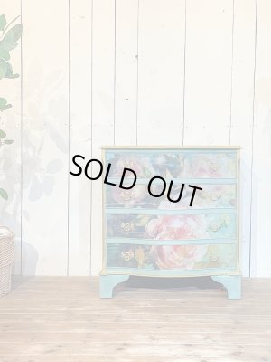 サイズはW780、D500、H840