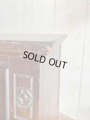 塗装が剥げてアンティーク感まんてん。