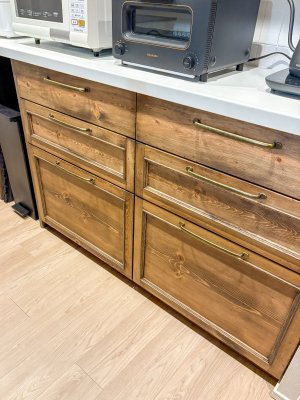 こちらは引き出しの口板