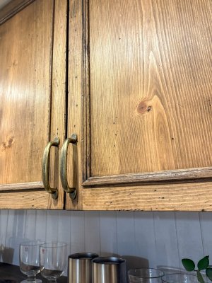 扉や引き出しの取っ手は、100種類以上のデザインをご用意