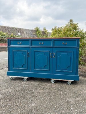 写真はW1550 、D500、H850、腰より少し低いくらいの高さ