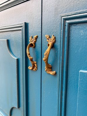 アンティーク感あふれる豪華な取っ手