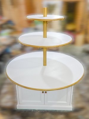 大テーブルΦ140cm、中テーブルΦ90cm、小テーブルΦ60cm