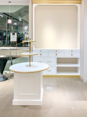 特注店舗家具はグレイスファニチャーにご相談下さい