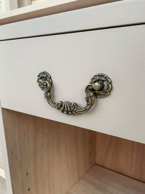 真鍮取っ手は100種類以上のデザインから選べます。