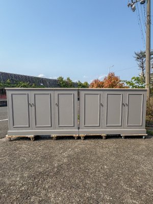 こちらはW1500幅のキャビネット2台ジョイントした様子。