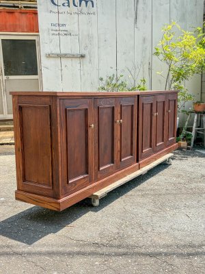 W1200mmのキャビネット2台を並べました