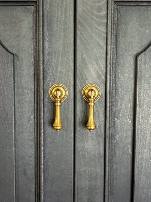 アンティークテイストのかわいい真鍮取って