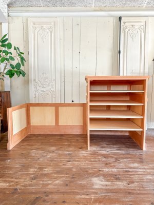 内側の様子、左右の入れ替えも可能です。