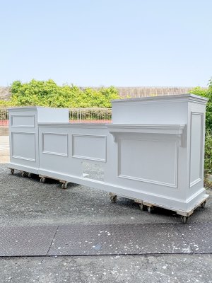 総幅3000mm、奥行き1650mmのL字型カウンターセット。