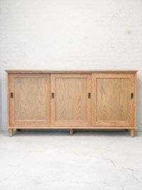 オーク家具引き戸キャビネット　サイドボードW1800