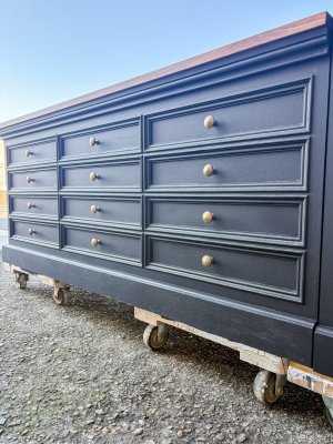 引出しが入っているように見せるフェイク装飾