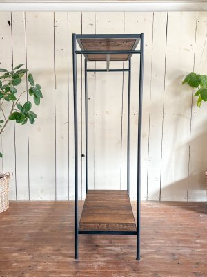 写真の奥行はD450と少し浅め