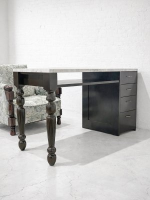 自宅サロンにぴったりのかわいいネイルデスク