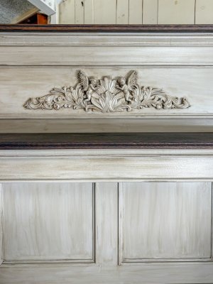 モチーフ彫刻は別途料金です。海外からの輸入品などご提案いたします。