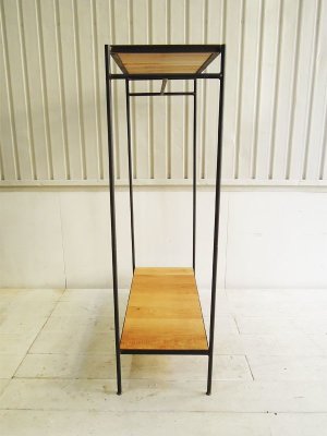 写真はW1000 D450 H1500(ハンガーバー高1400)ですが、変更も可能。