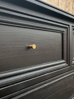 モールディングで装飾した