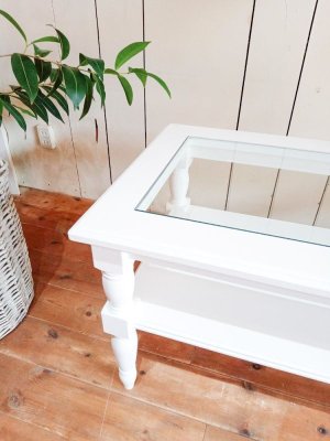 写真は艶ありホワイト、カラーオーダーも承ります。