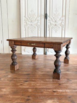 画像3: オークターンドレッグローテーブル　アンティーク調リビングテーブル　「Classic Benchleg」