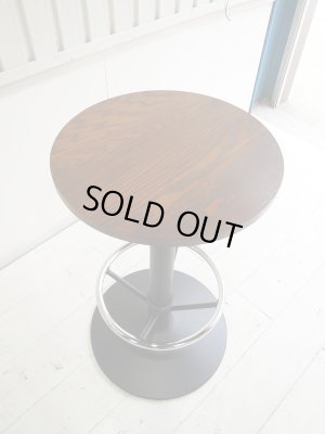 バーや飲食店のスタンドテーブル等におすすめです。