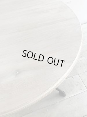 こちらはシャビーシックなホワイトウォッシュ色、防水仕上げおすすめです。