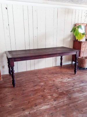 写真はボルドー色オイルステイン仕上げ、その他21色をご用意