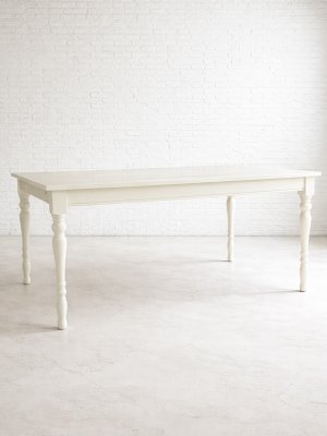 ホワイトの伸長式ダイニングテーブル