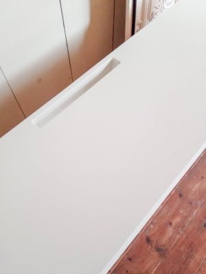 天板側にも配線を出せるように加工