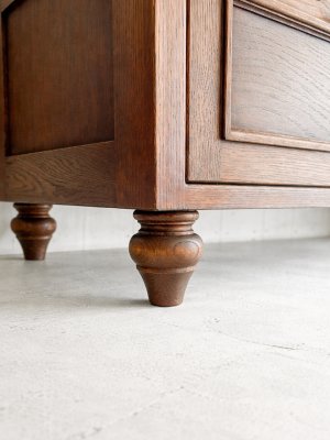 10cmの高さのろくろ足、ころんとかわいいフォルム。