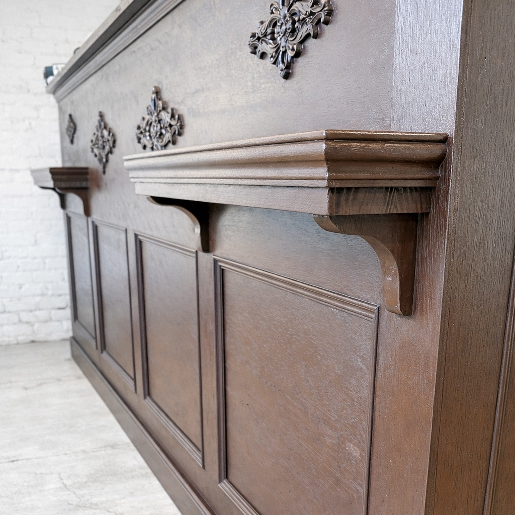 荷物棚付きレジカウンター