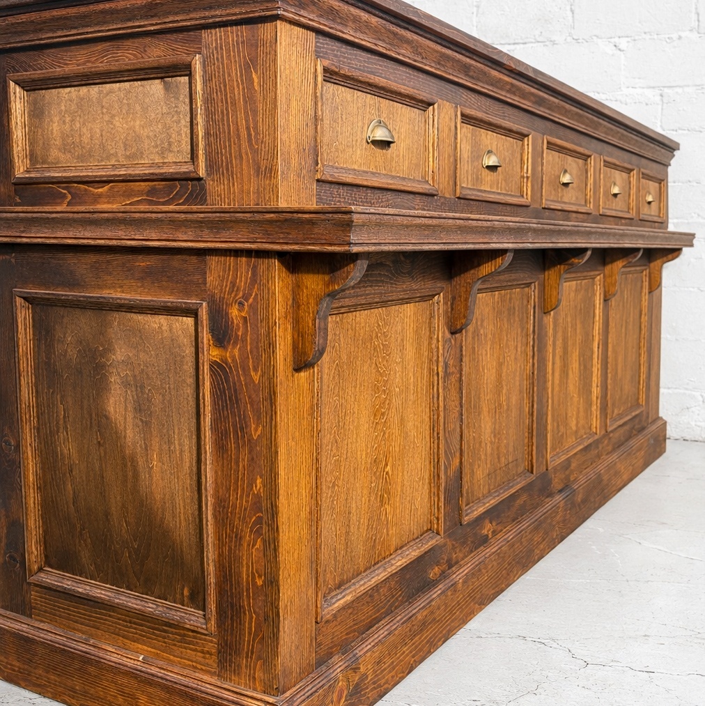 アンティーク調家具のオーダーメイド