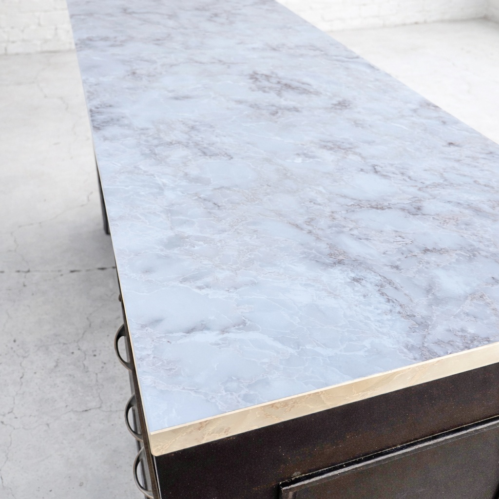 大理石天板のネイルデスク