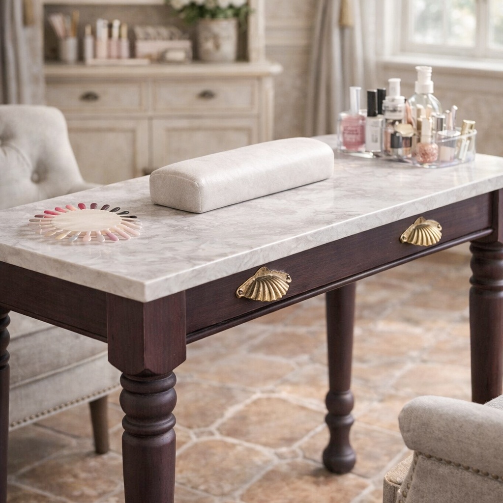 大理石天板のネイルデスク