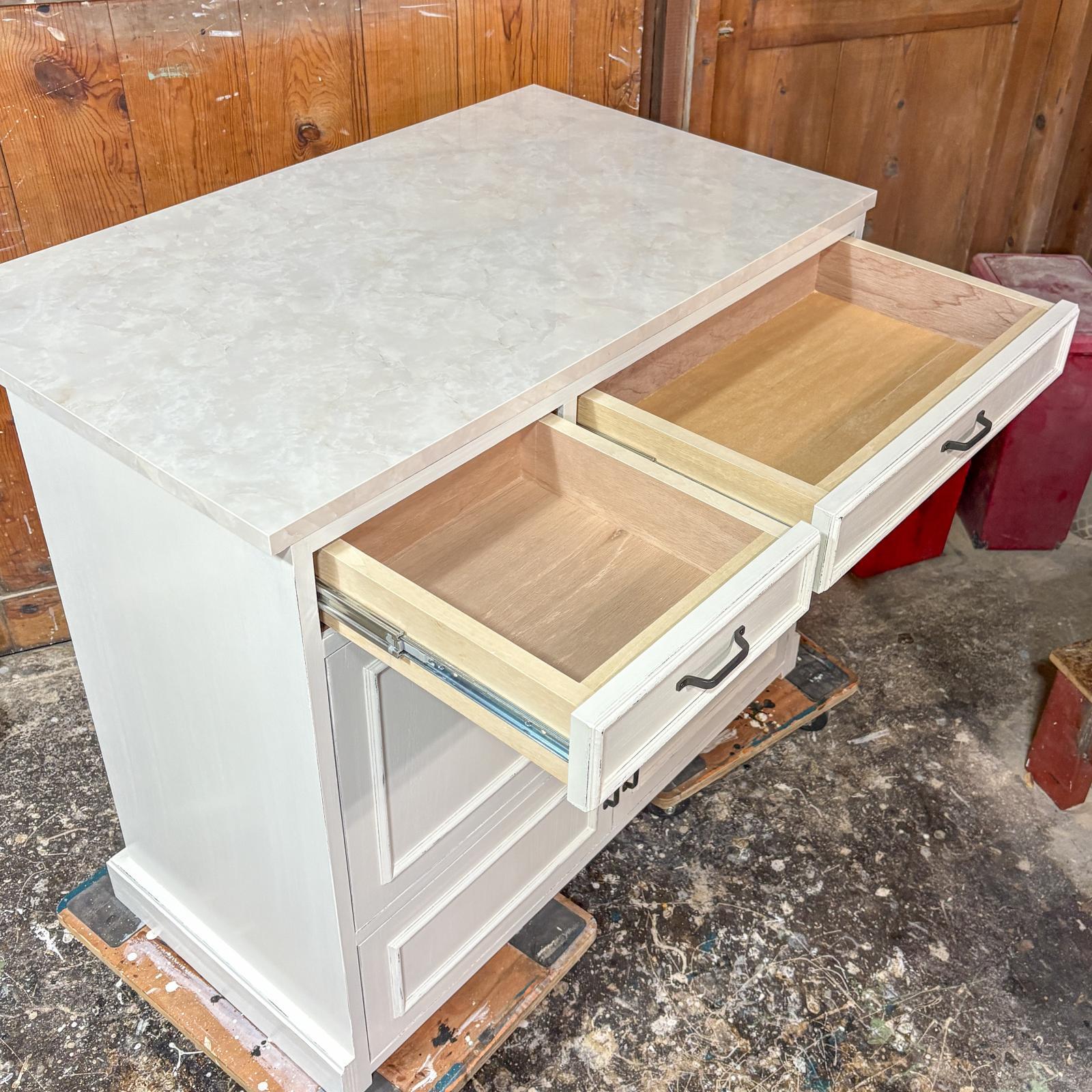 高級感のあるアイランドカウンター