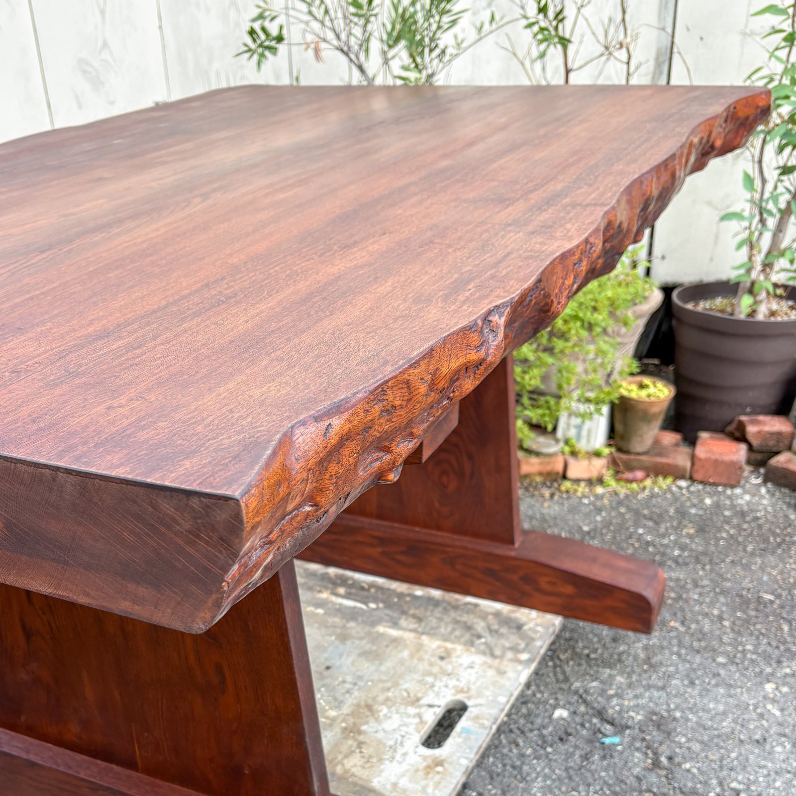 耳付き一枚板テーブル