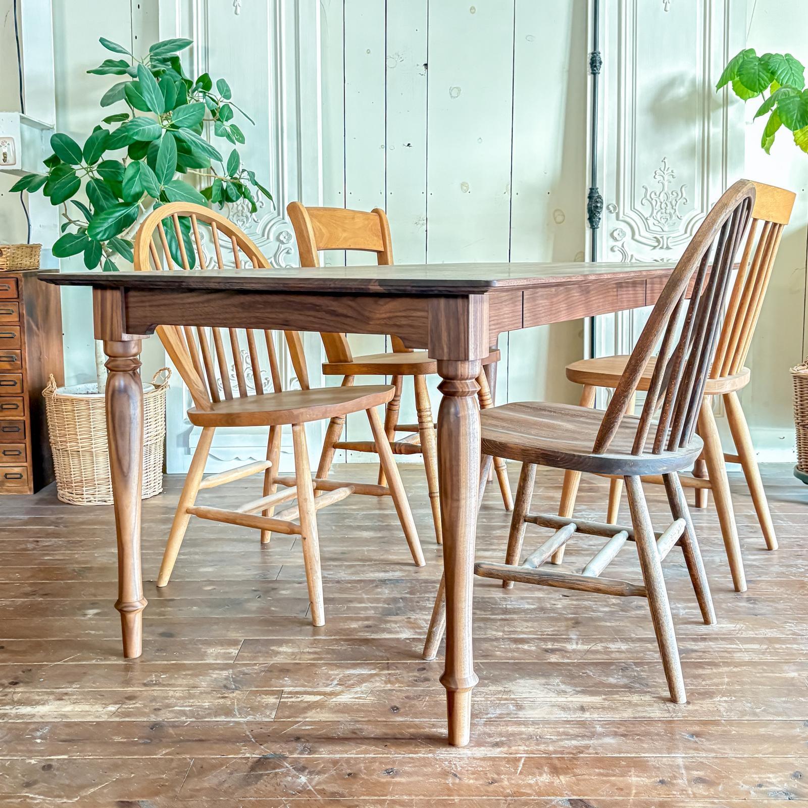 ウォールナットダイニングテーブルのオーダーメイド