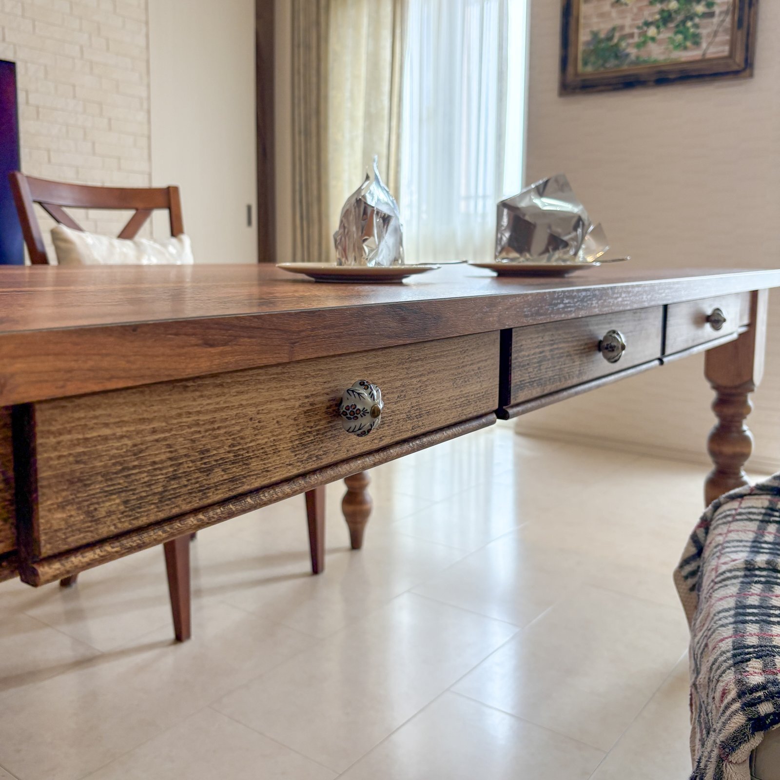 引き出し付きダイニングテーブルのオーダーメイド