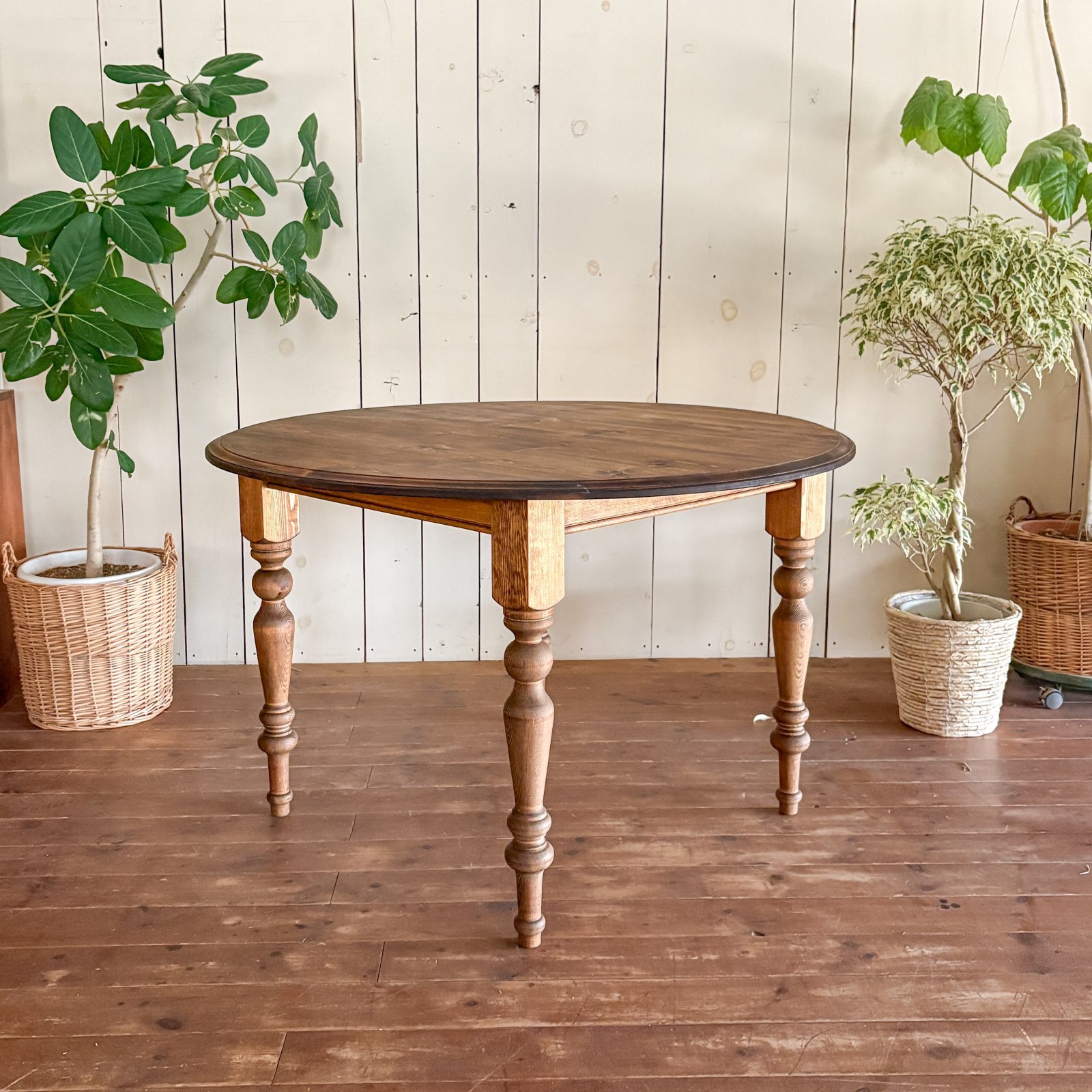 アンティーク調ラウンドテーブル110cm制作実績