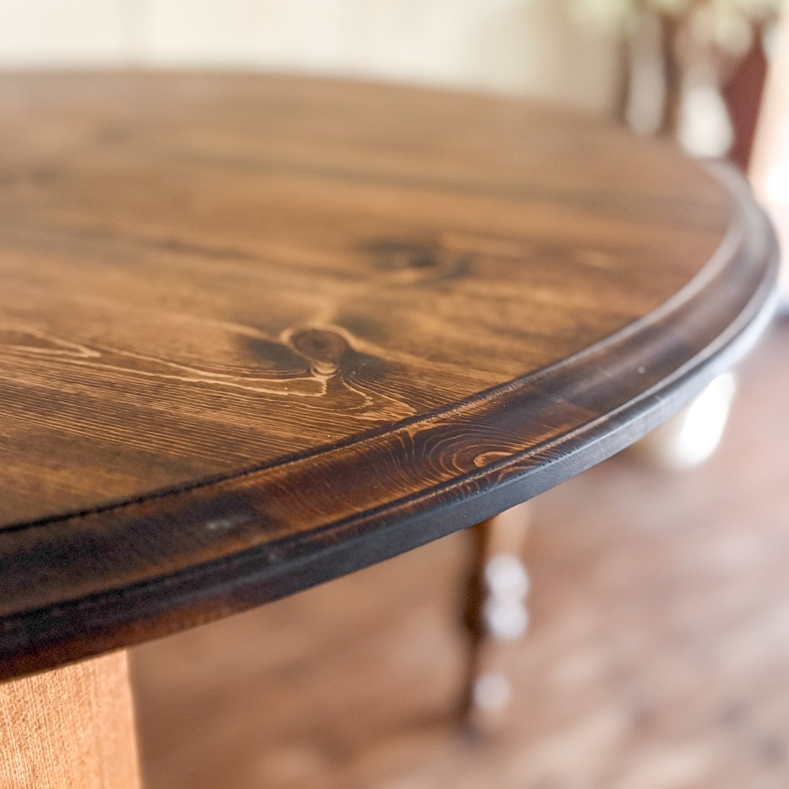 丸テーブルのオーダーメイド専門