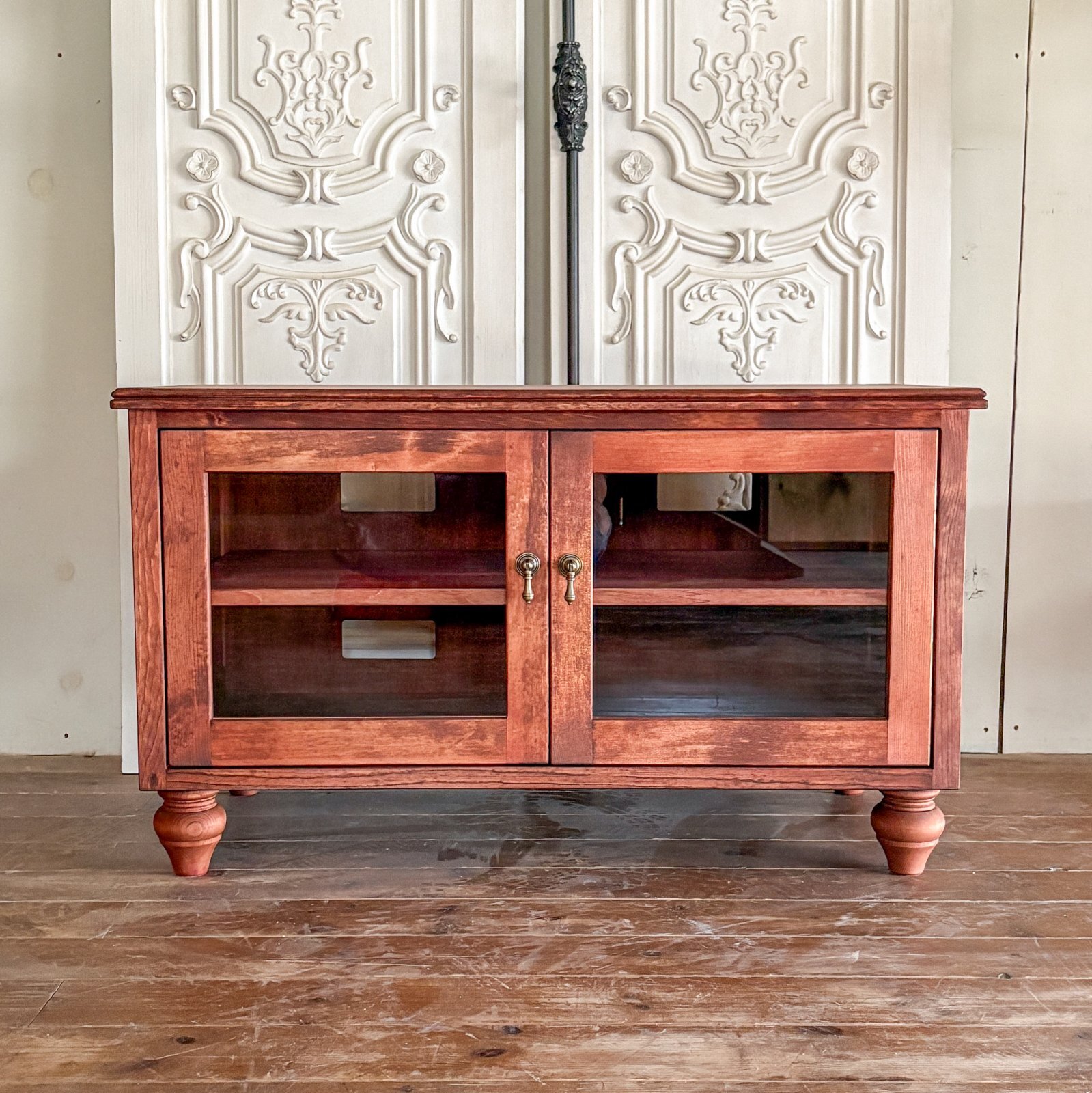 アンティーク調ガラスキャビネット