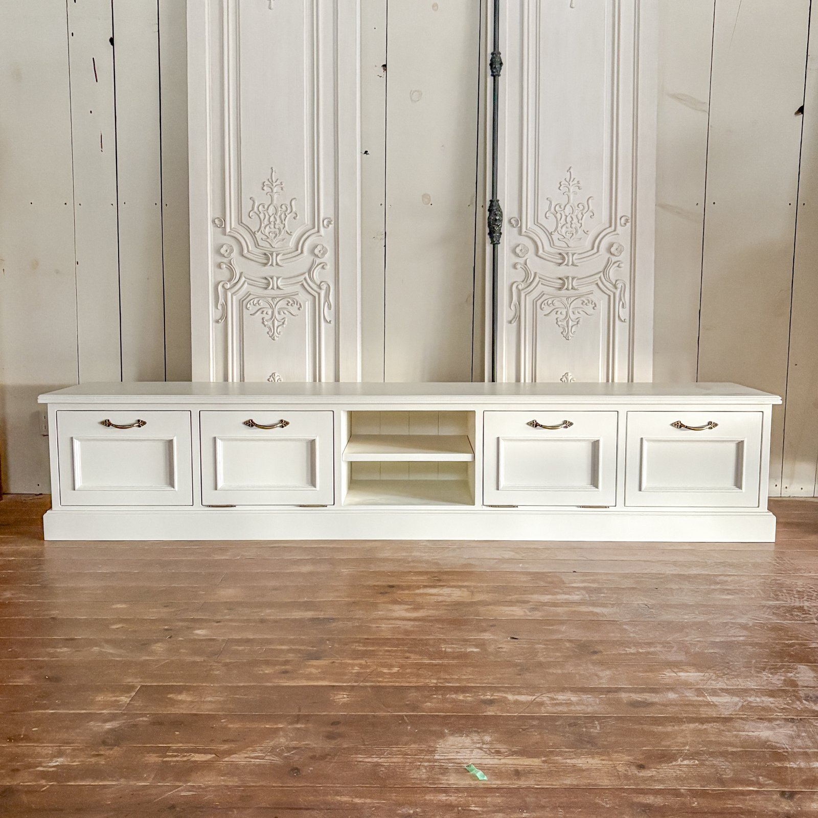 テレビボードW2000サイズのオーダーメイド実績