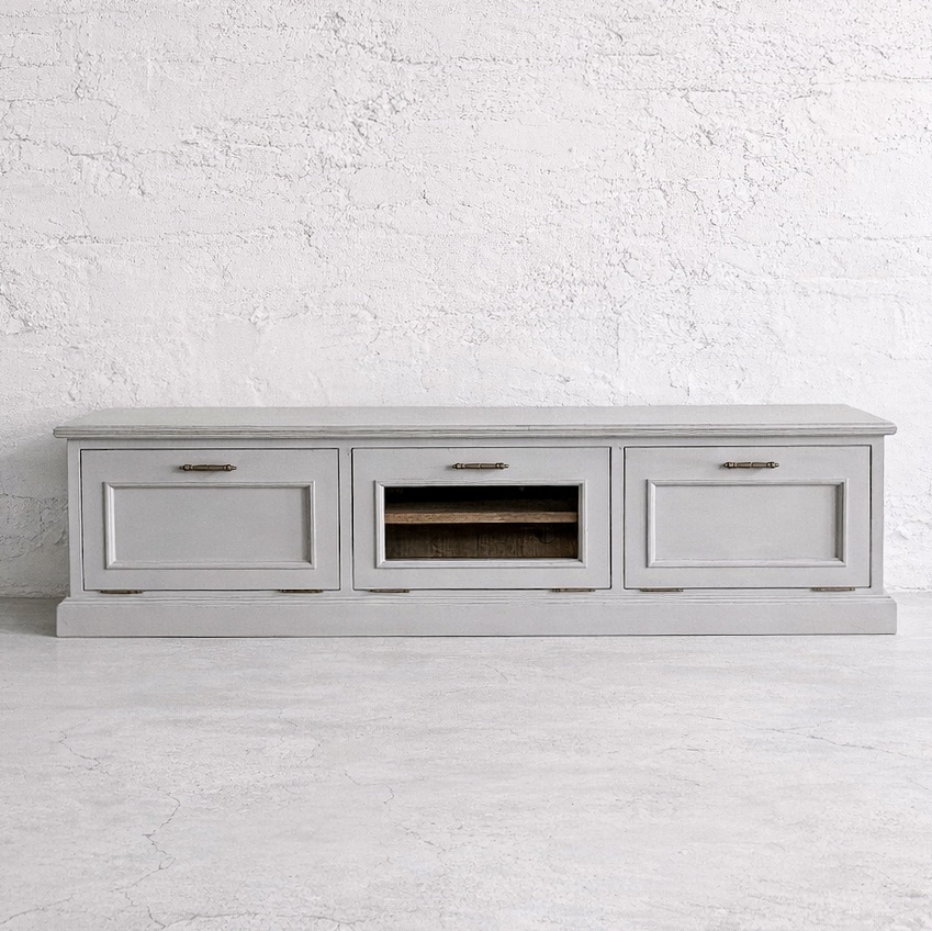 海外インテリアに似合うローボード