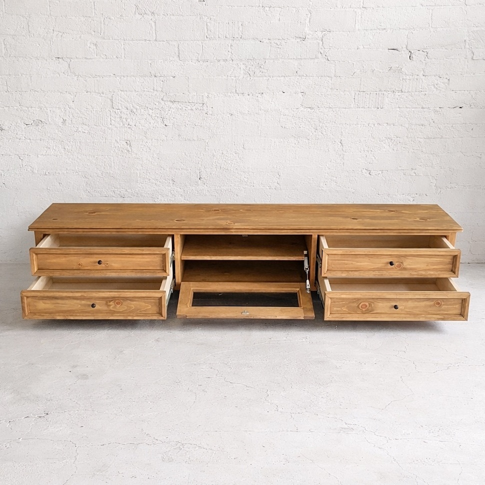 テレビボードのオーダーメイド