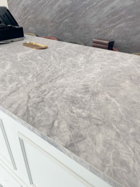 大理石の柄は数種類から選べます。