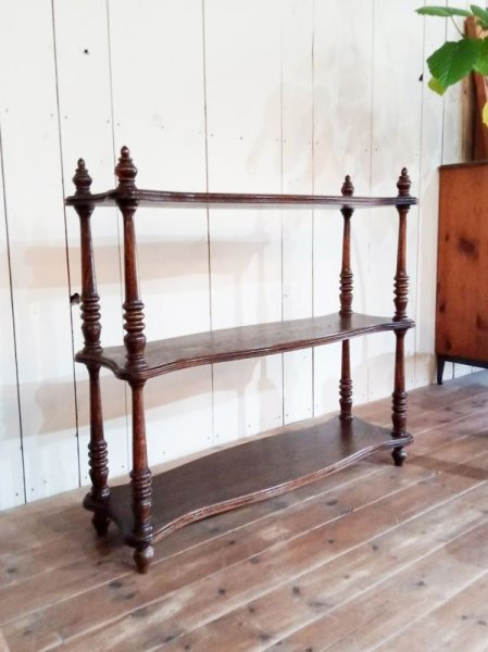 写真のサイズはW900 D280 H830 、サイズオーダーに対応致します。